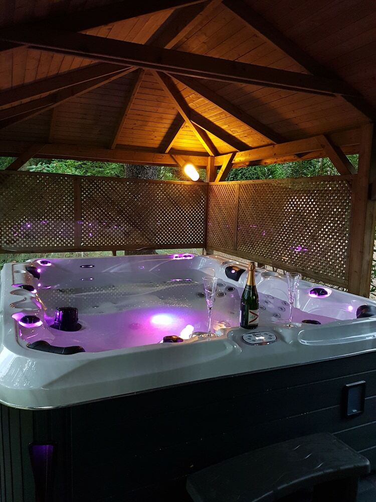 Hotel Les Plantous De Severo