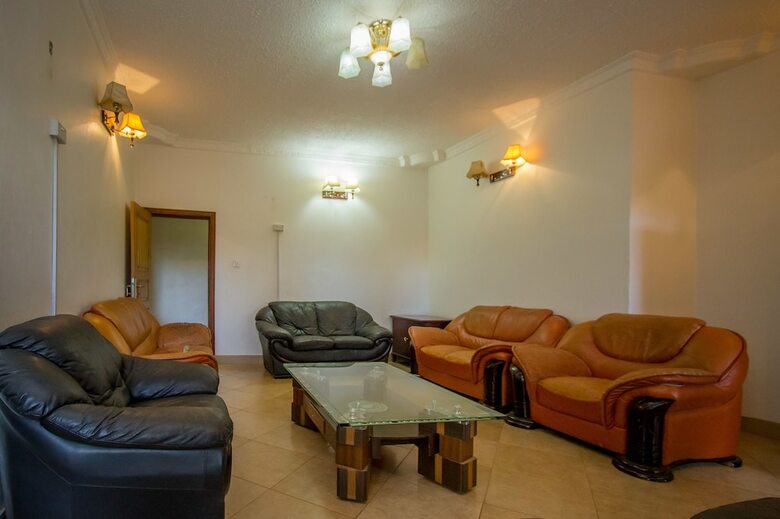 Hibis Hotel