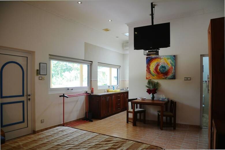 Hotel Hilltop Boosa