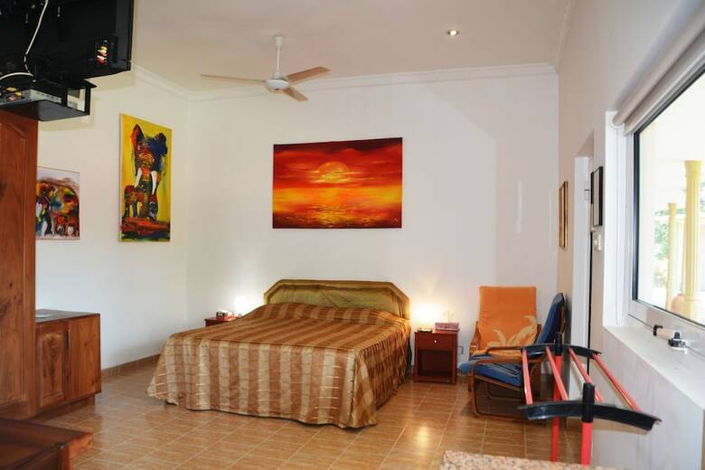 Hotel Hilltop Boosa