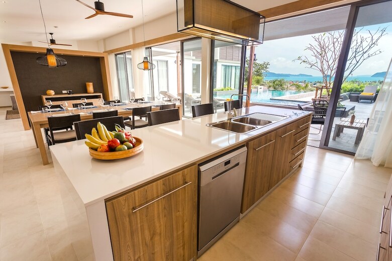 Casabay Luxury Pool Villa