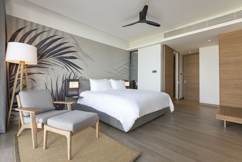 Casabay Luxury Pool Villa