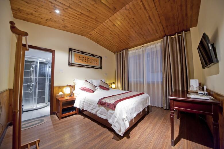 Hostal Parkside Hostel