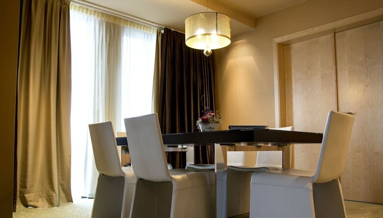 Hotel Ramada By Wyndham Sibiu