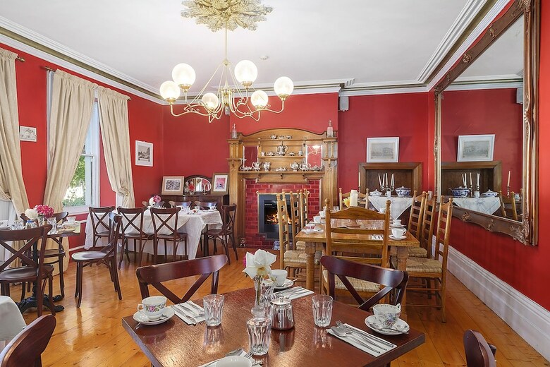 Hotel Claremont House