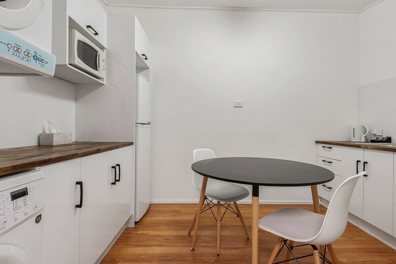 Long Beach House Apartments Sandy Bay