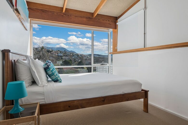 Long Beach House Apartments Sandy Bay