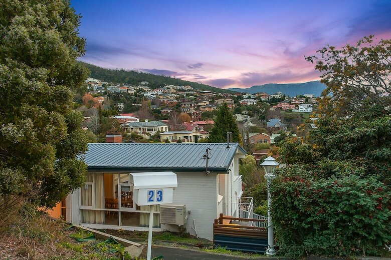 Long Beach House Apartments Sandy Bay