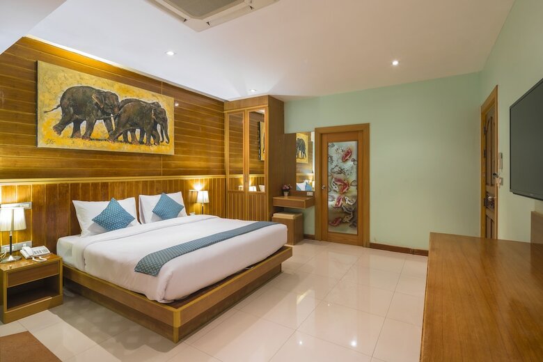 Azure Phuket Hotel