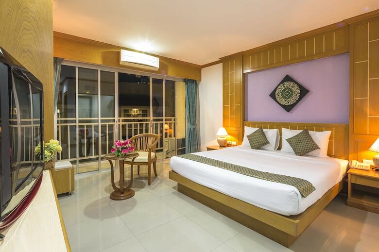 Azure Phuket Hotel