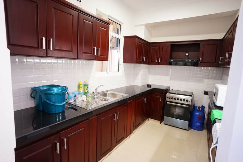 Amazing Alexandra Apartment