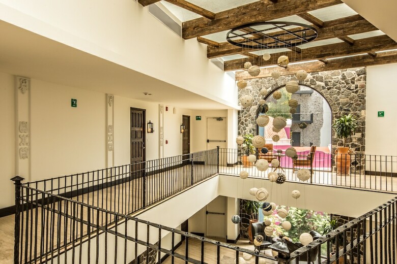 Azul Talavera Hotel