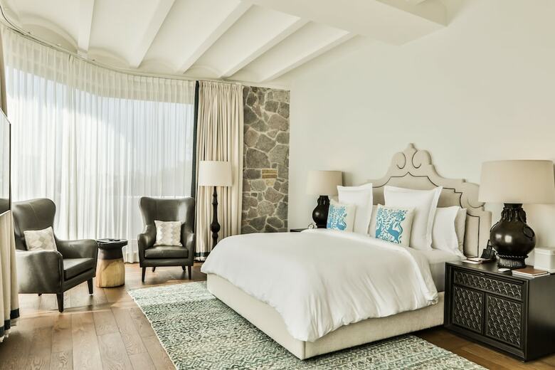 Azul Talavera Hotel