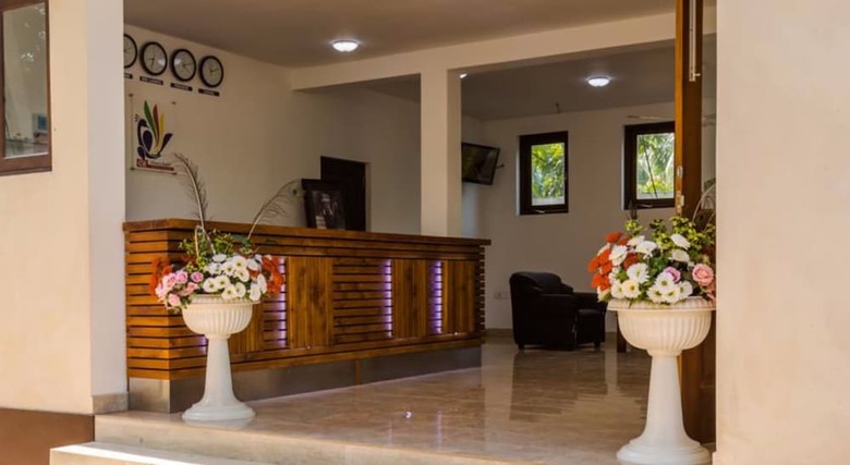 Chenra Hotel