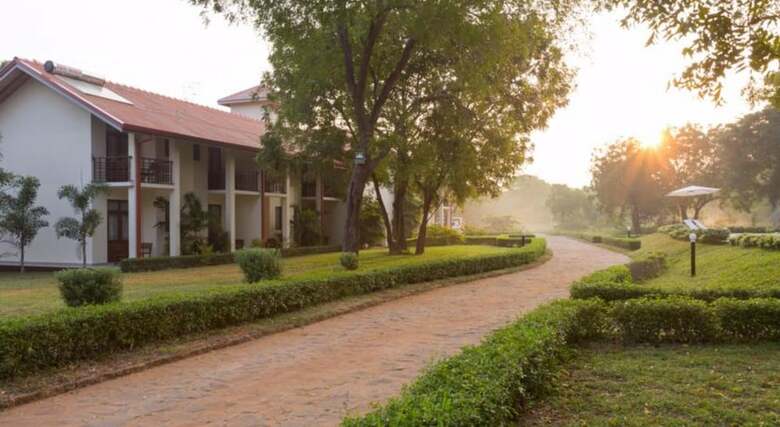 Chenra Hotel