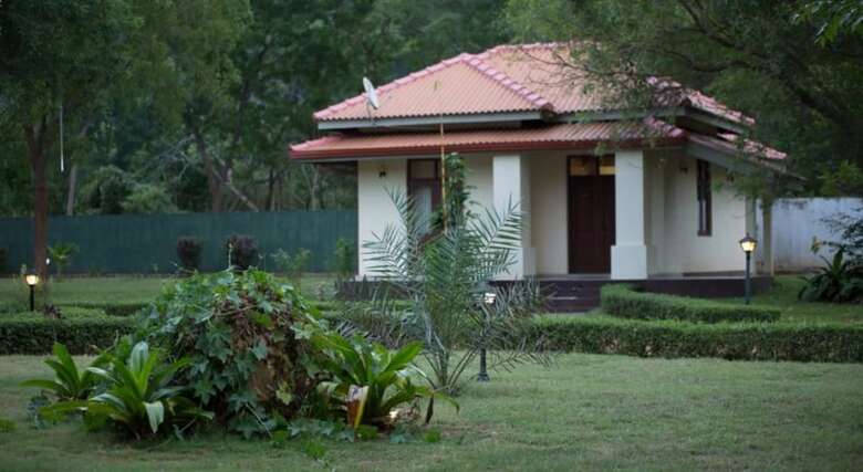 Chenra Hotel