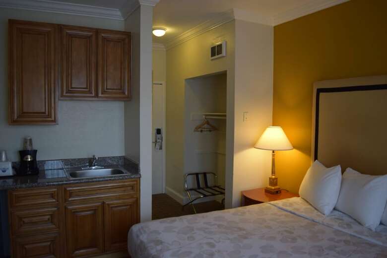Hotel Americas Best Value Inn & Suites Soma