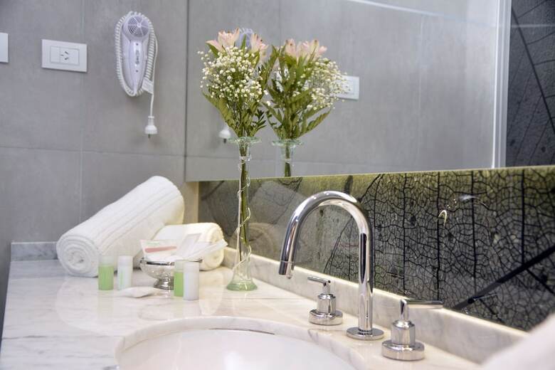 Hotel Howard Johnson By Wyndham Villa Carlos Paz