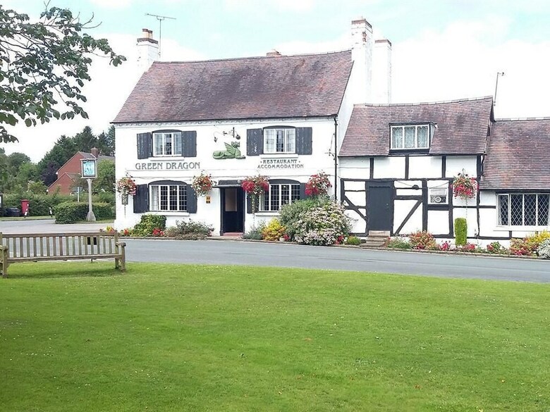 Posada The Green Dragon Inn