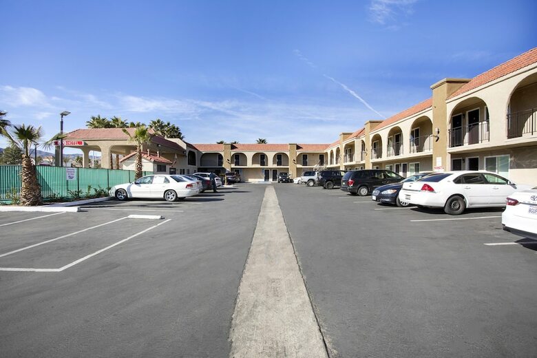 Motel Oyo Hotel Palmdale - Antelope Valley