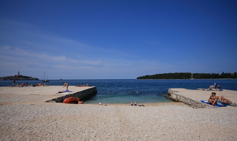 Mediteran Kamp Mobile Homes In Camping Porton Biondi