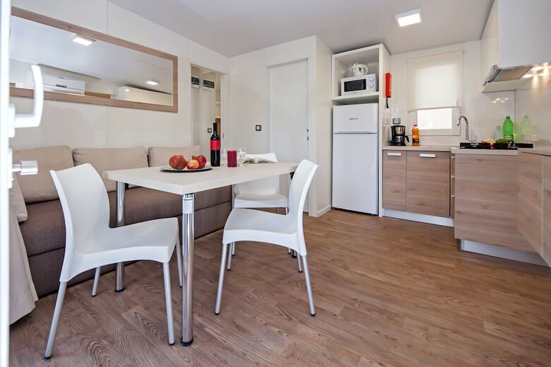 Mediteran Kamp Mobile Homes In Camping Porton Biondi