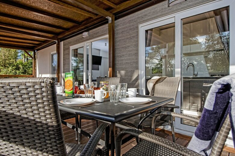 Mediteran Kamp Mobile Homes In Camping Porton Biondi