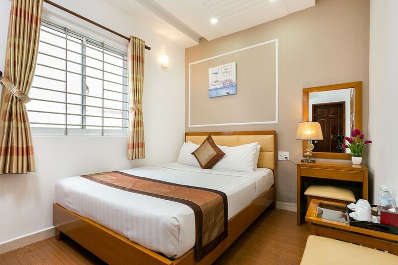 Symphony Hotel