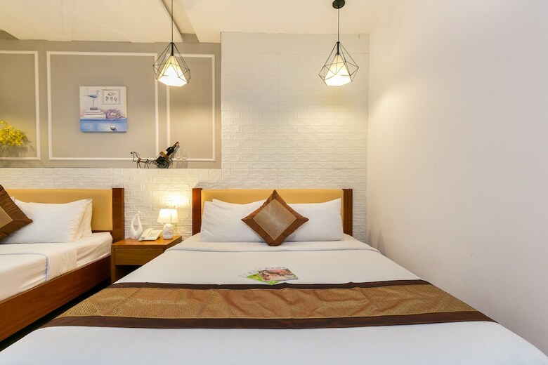 Symphony Hotel