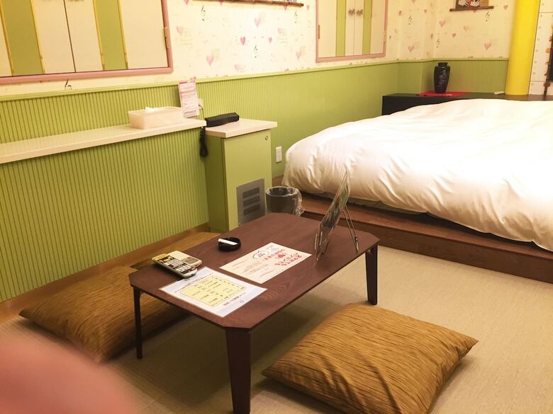 Hotel To