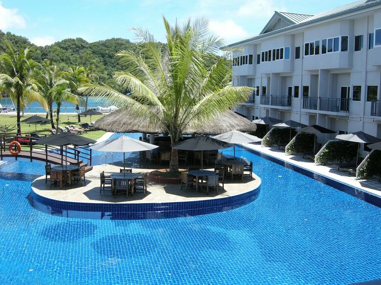 Hotel Cove Resort Palau