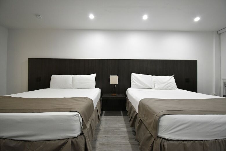 Apartamentos Harding Beach Suites