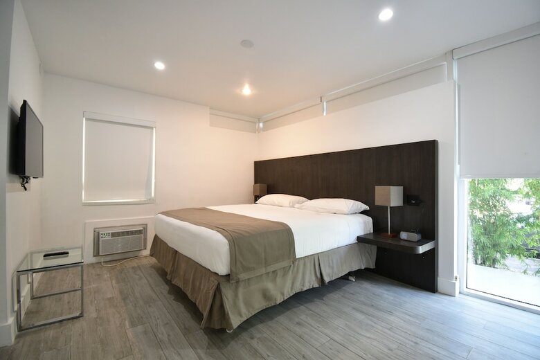 Apartamentos Harding Beach Suites