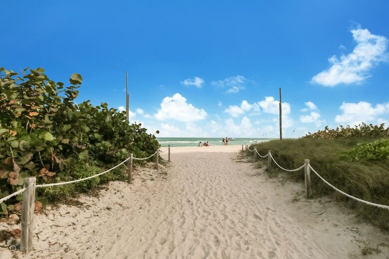 Apartamentos Harding Beach Suites