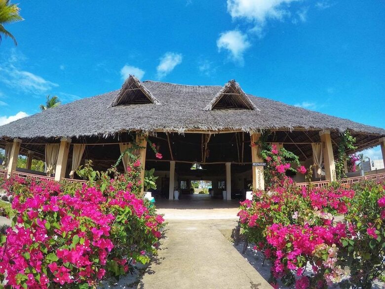 Hotel Khulala Ocean Blue