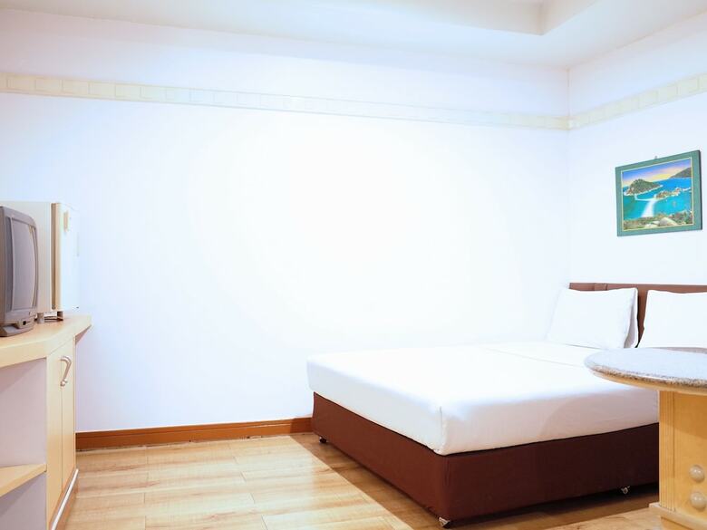 Hotel The Bavana Surawong Bangkok