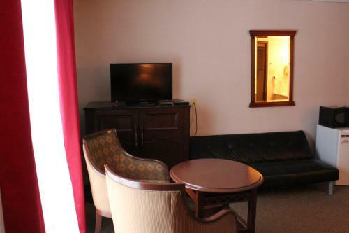 Le Capri Motel Et Suites