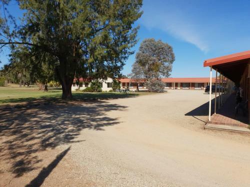 Barooga Golf View Motel