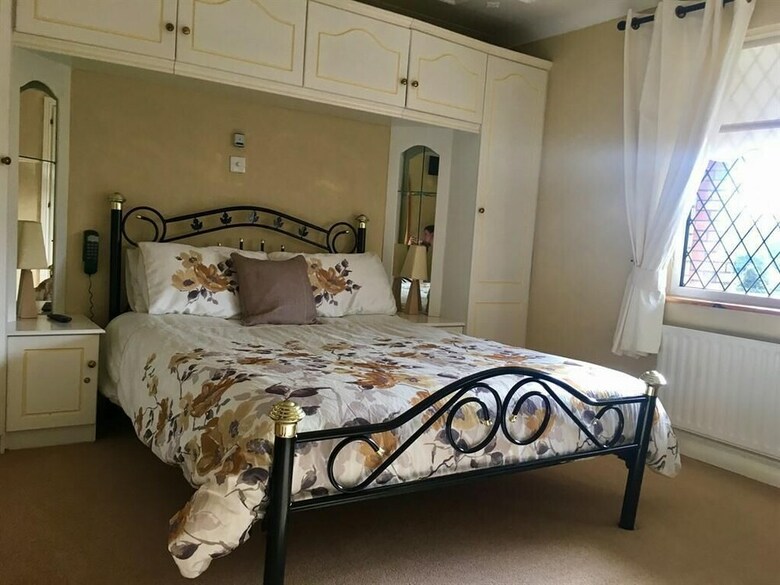 Plantation Lodge B&B