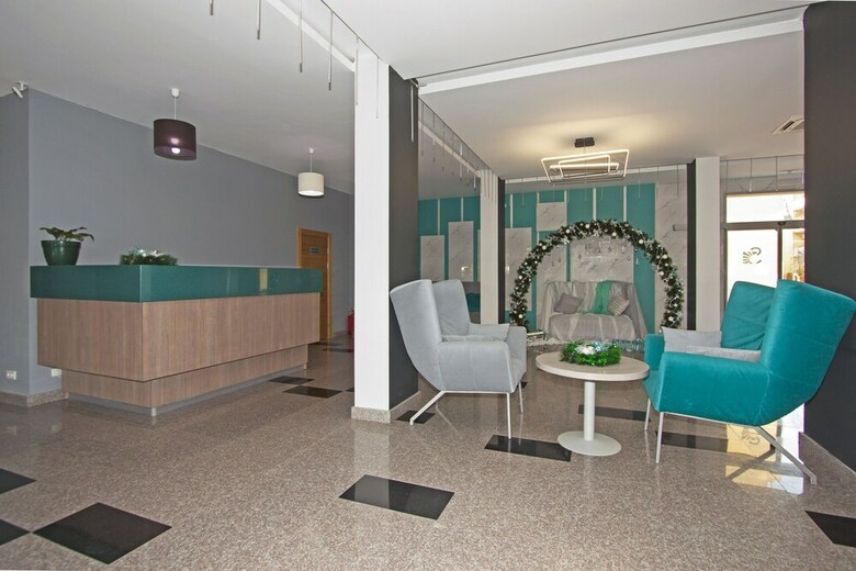 Hotel Sunmarinn Resort