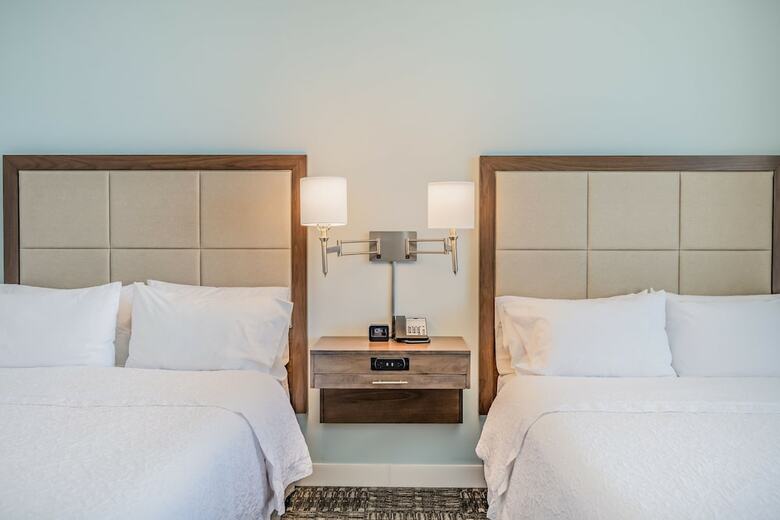 Hotel Hampton Inn & Suites Panama City Beach-beachfront