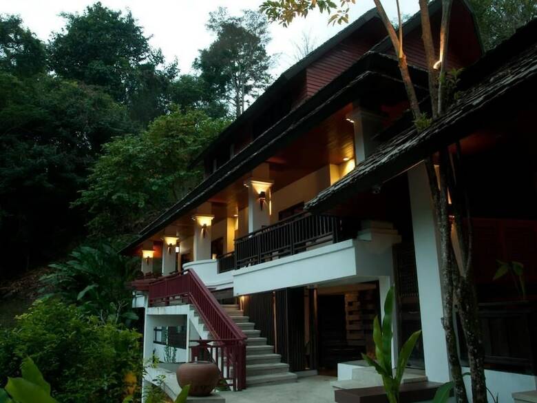 Hotel Kangsadarn Resort & Waterfall