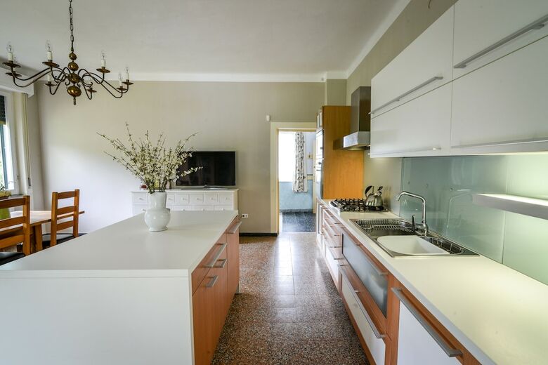 Villa Ariola