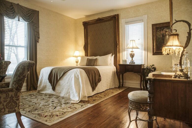 Biltmore Village Inn Bed And Breakfast