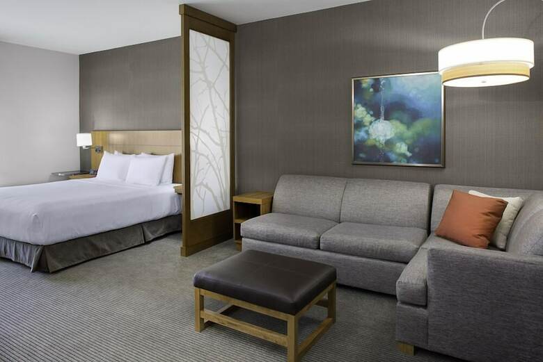 Hotel Hyatt Place Dallas / The Colony