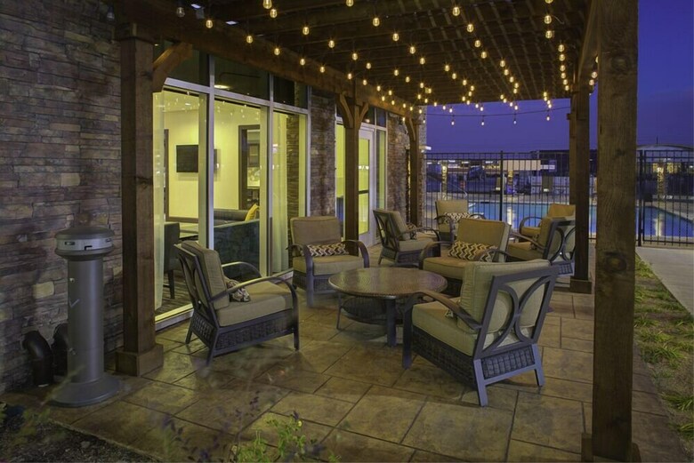 Hotel Hyatt Place Dallas / The Colony