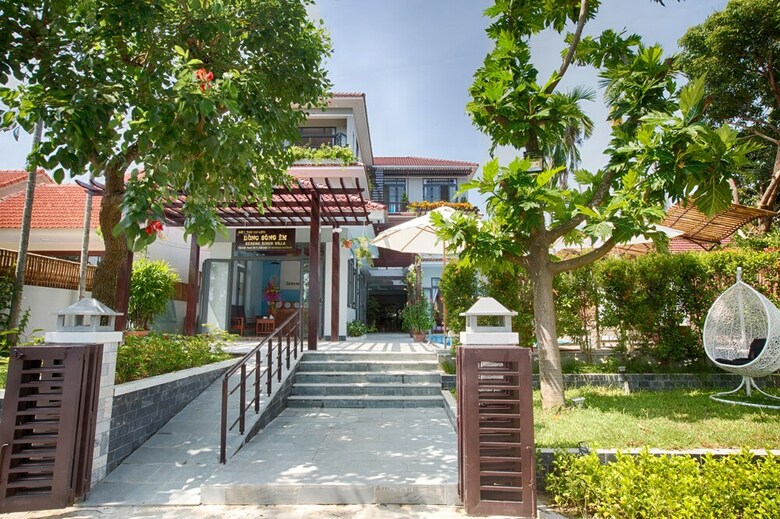 Hotel Serene River Villa