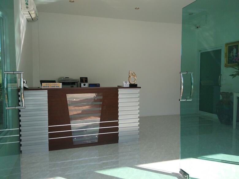 Hotel Bluemoon Riverside Resort