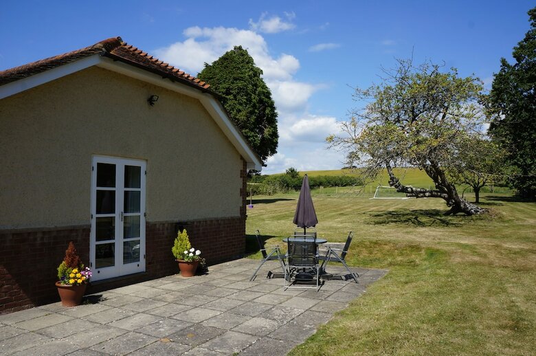 The Barn & Pheasant Cottage