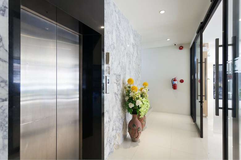Le Park Hotel
